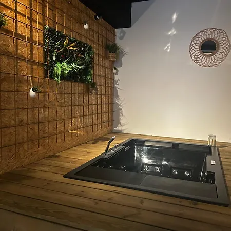 Holiday home Loft Cosy, Bain A Bulle Et Garage Prive *